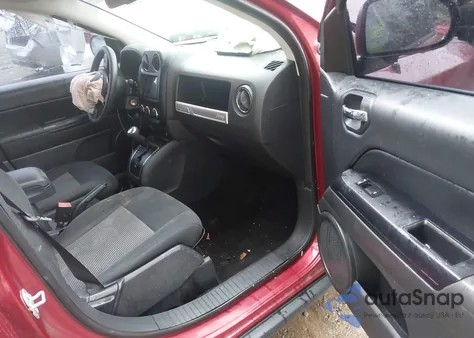 2016 Jeep Compass Sport из США, поврежденный, VIN 1C4NJCBB4GD693936